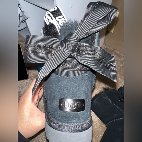 Uggs black boots - Picture 5 of 5